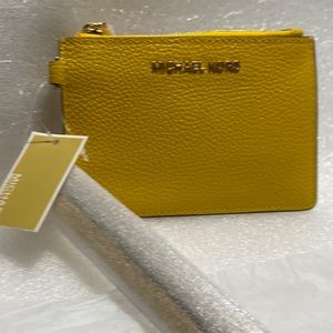 NWT 🔥 Michael kors jet set small coin purse color sunflower